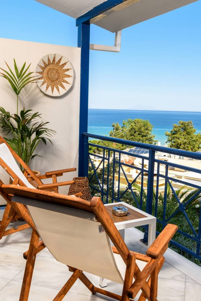 Balcony - Infinite Ble Golden Beach