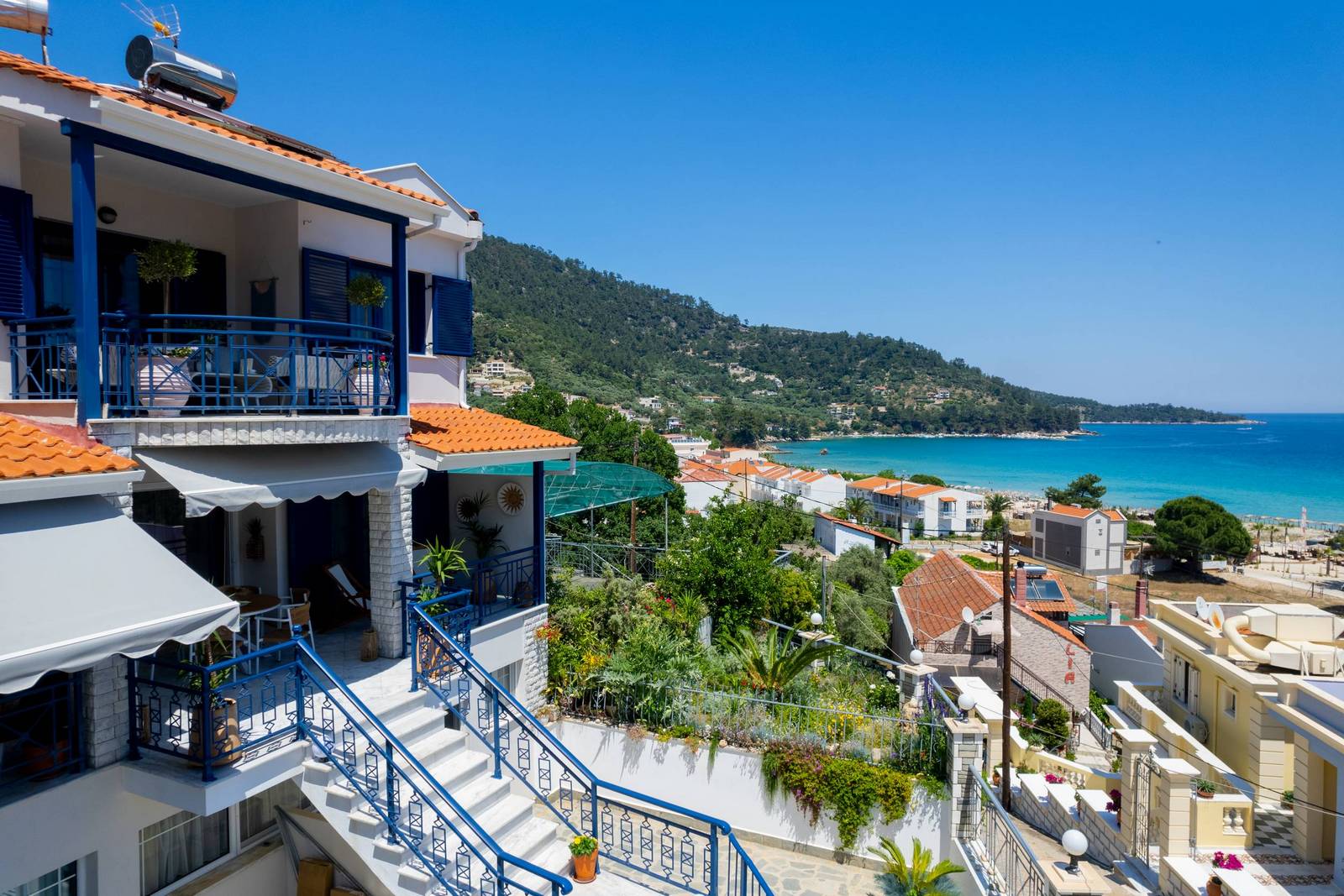 Infinite Ble - Golden Beach, Thasos