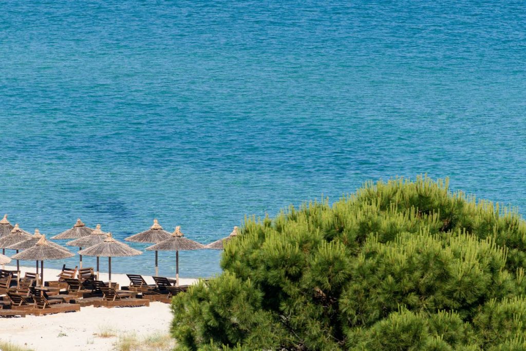 View - Infinite Ble Golden Beach