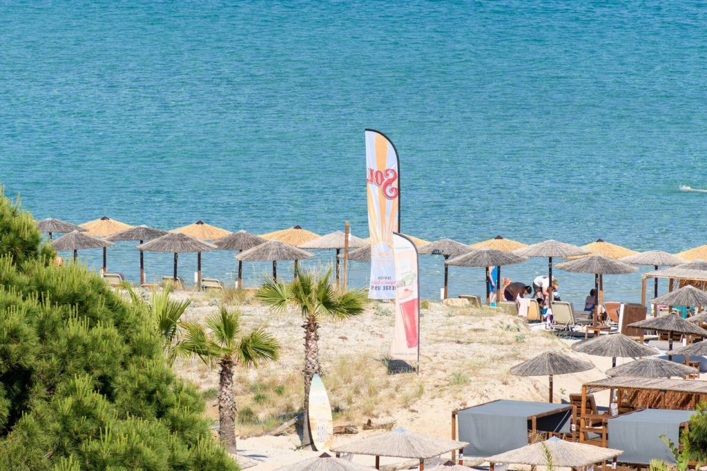 View - Infinite Ble Golden Beach